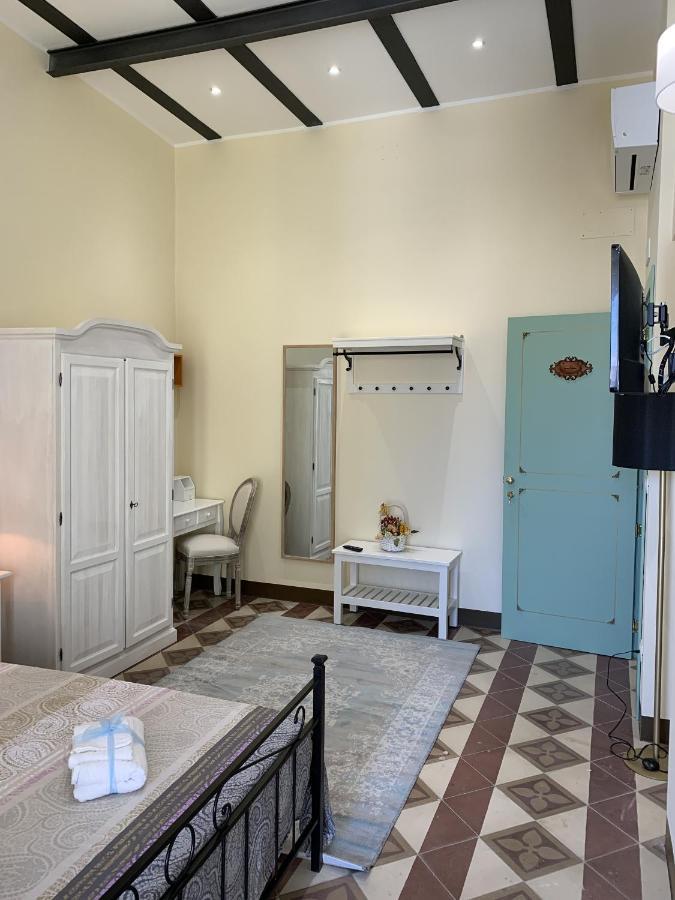 Piazza Fontana Luxury Bed & Breakfast Galatina Exterior photo