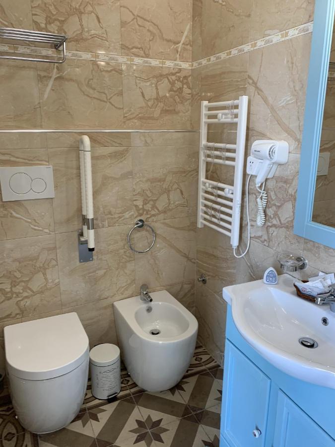 Piazza Fontana Luxury Bed & Breakfast Galatina Exterior photo